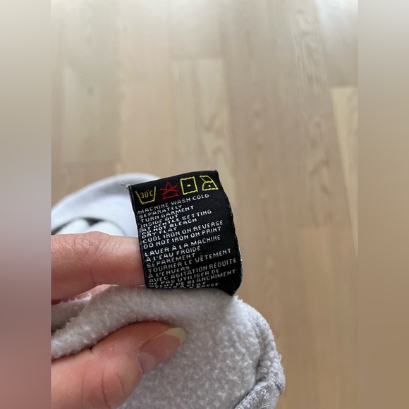 Brunette the Label ‘Blonde’ Jumper - Picture 6 of 6